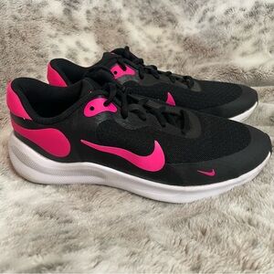 Nike Girls Revolution 7 Running shoe